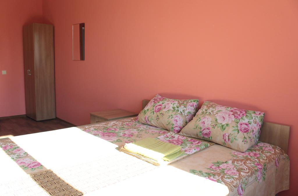Friendly House Pansiyon Vyshneve Dış mekan fotoğraf